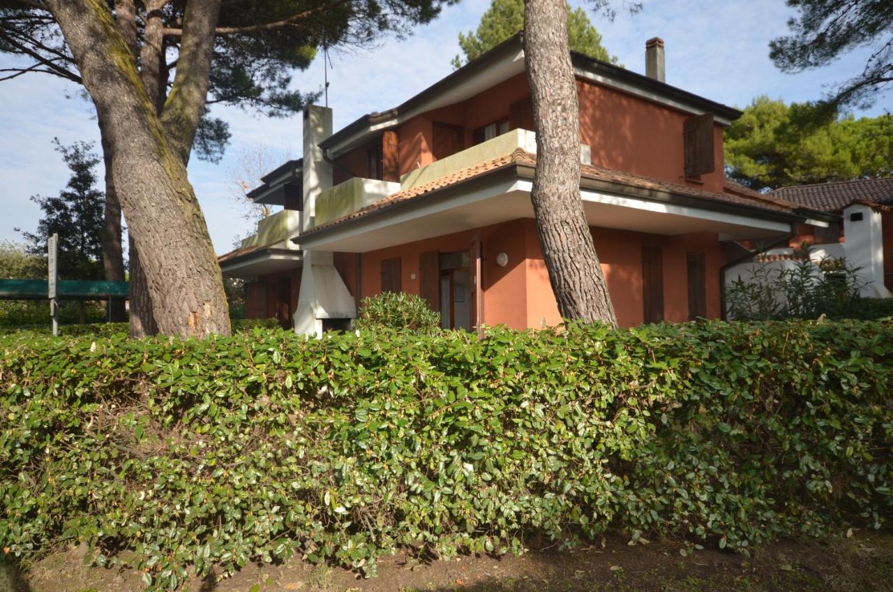 Villaggio Delle Meduse 비비오네 외부 사진